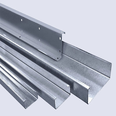 Bom preço. A espessura 3mm galvanizou o feixe de aço do canal de C para sistemas solares on-line