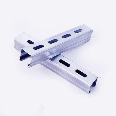 Bom preço. Perfil de aço galvanizado mergulhado quente em forma de u de 100mm on-line